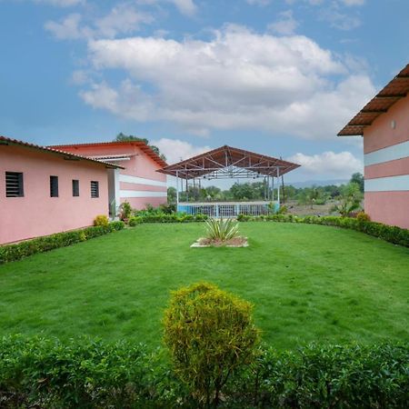 Mahalakshmi Agro Tourism Hotel Poinad Exterior photo