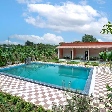 Mahalakshmi Agro Tourism Hotel Poinad Exterior photo